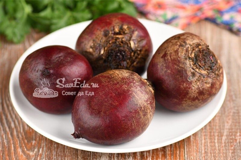 Свежие идеи: салаты из свёклы, которые удивят своим вкусом