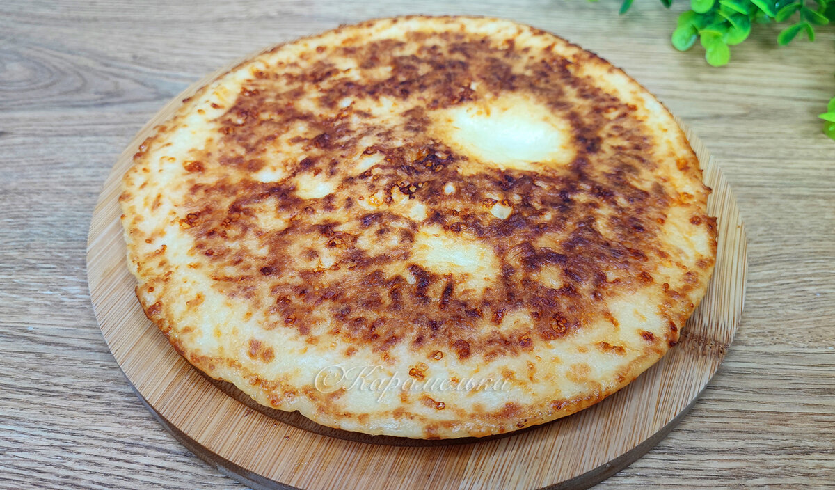 Ленивый хачапури на сковороде: вкусный завтрак за считаные минуты