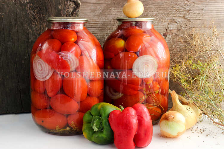 Как сохранить вкусы лета: помидоры с луком и перцем на зиму