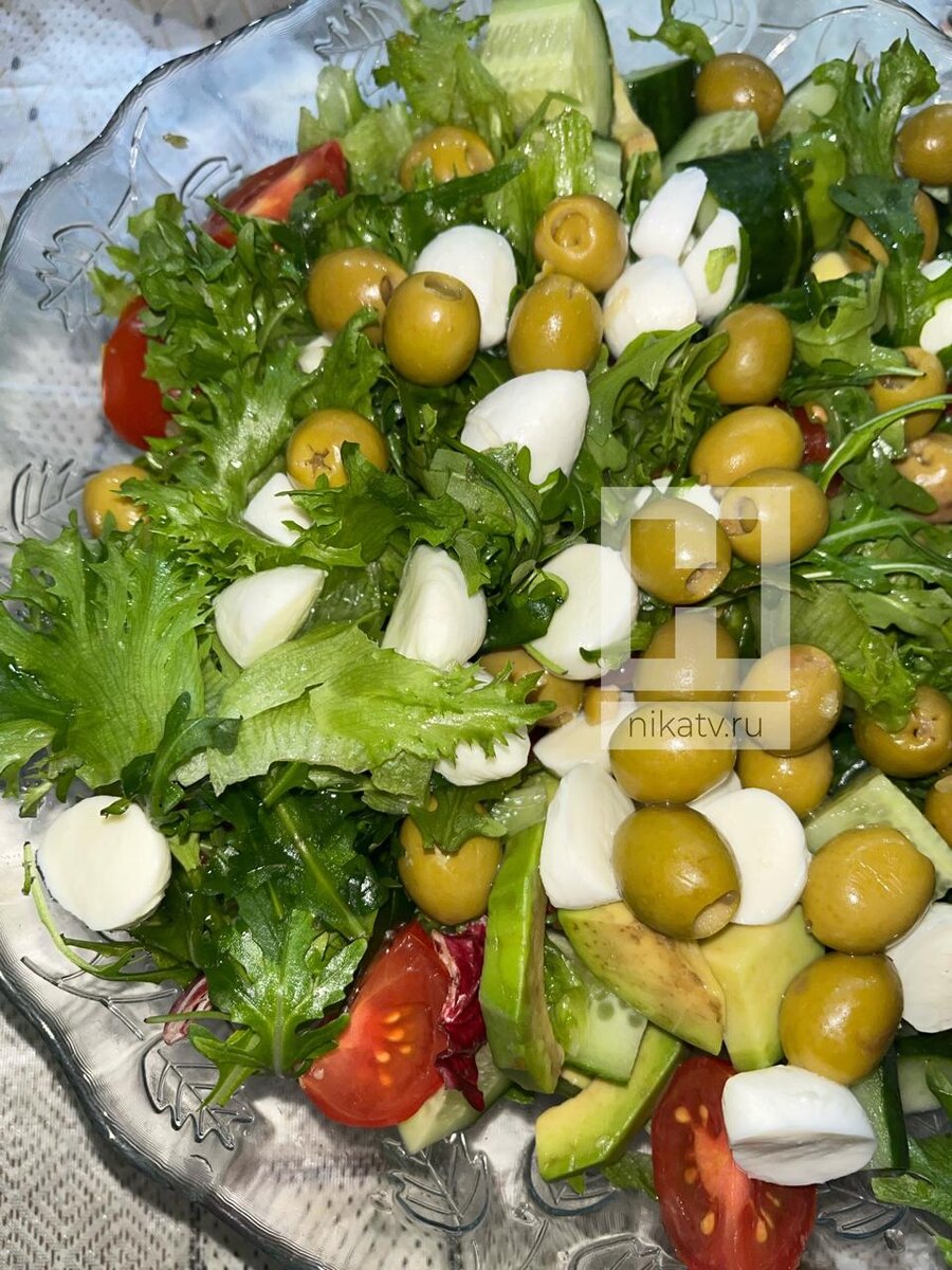 Праздничный стол к Новому году: делимся впечатлениями