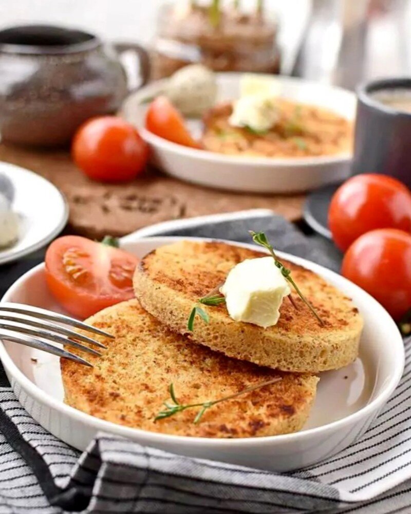 Нежные хлебцы из миндальной муки для идеального завтрака