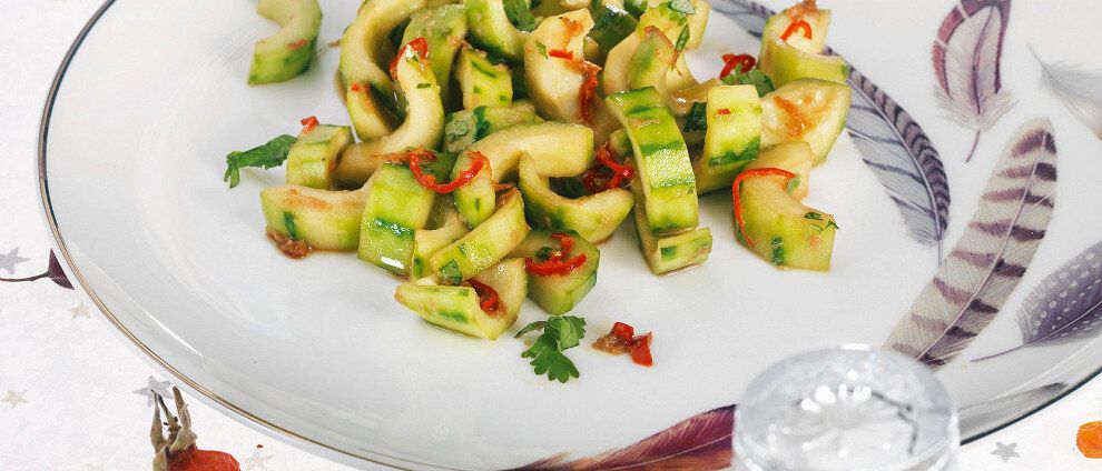 Новые подходы к рецептам с огурцами