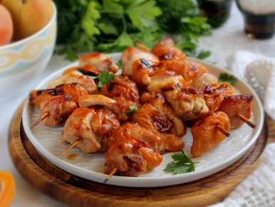 Абрикосовые шашлычки: просто, вкусно, незабываемо