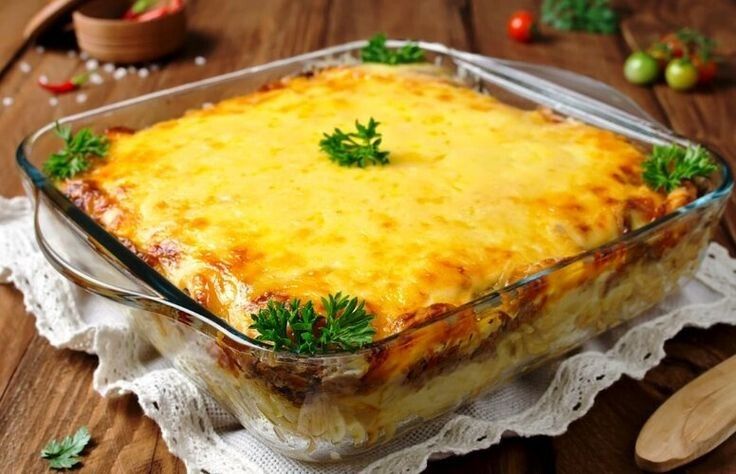 Сытная мясная запеканка с сыром: простое решение для каждодневного меню